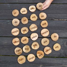 Wooden 100 High Frequency Word Pieces