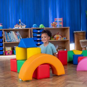Softplay Build-a-Set & Holdall  | Creative Activity