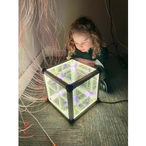 LED Infinity Cube