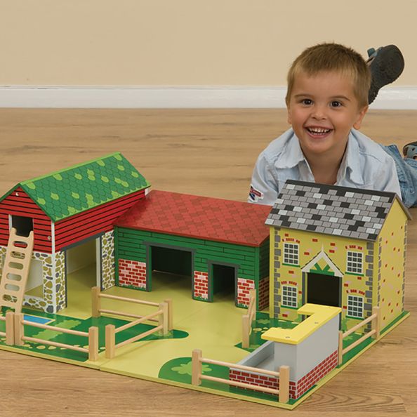 Small World Oldfield Farm Set | Creative Activity