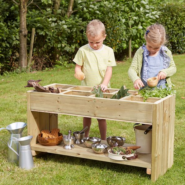 Outdoor Ingredients Table  | Creative Activity