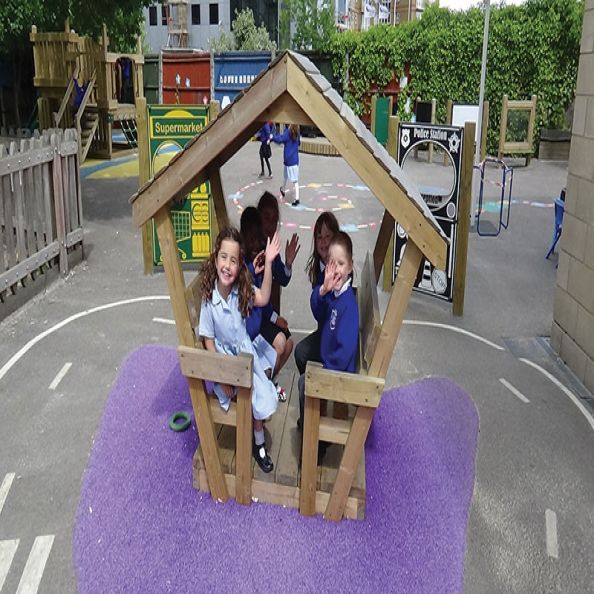 Mikki Cabin | Creative Activity
