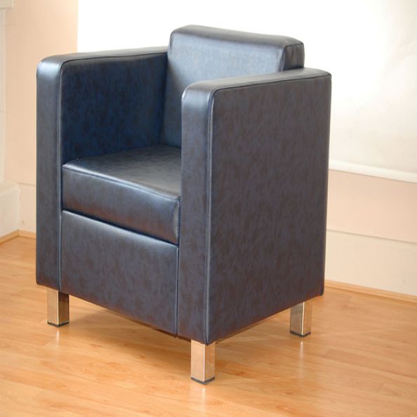 Cheltenham Armchair Leather | Creative Activity