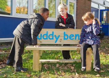 Outdoor Tables & Seating
