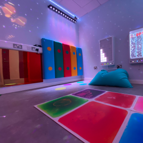 Request your free consultation & room design